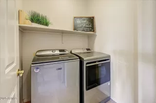 Photo #6: 6880268 Listing 