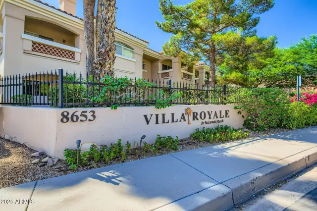 MLS: 6880291 Condo For Sale