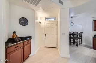 Photo #4: 6880291 Listing