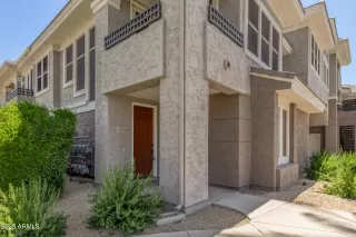 Photo #3: 6880366 Listing