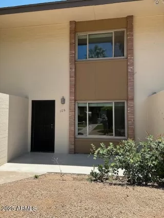 Photo #1: 6880389 Listing 