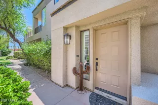 Photo #2: 6880534 Listing