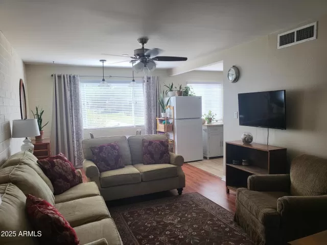 MLS: 6880584 Condo For Sale