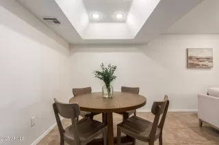 Photo #6: 6880638 Listing