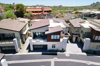 Photo #2: 6880759 Listing