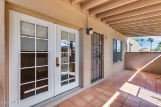 Photo #2: 6880926 Listing