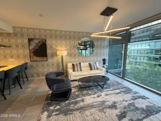 Photo #6: 6880956 Listing 