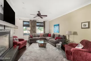 Photo #6: 6881282 Listing 