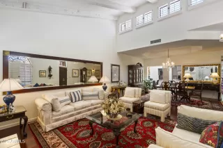 Photo #2: 6881741 Listing 