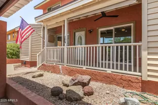 Photo #2: 6881769 Listing