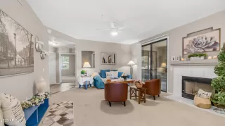 Photo #2: 6882137 Listing 