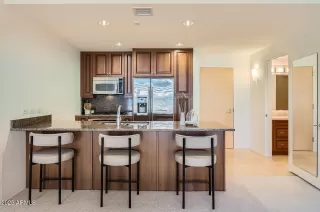 Photo #6: 6882457 Listing 