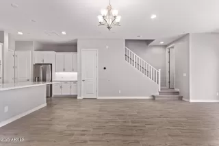 Photo #4: 6882632 Listing