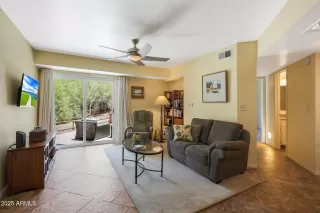 Photo #3: 6882708 Listing 