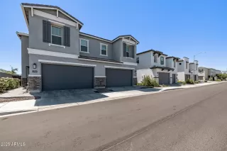 Photo #3: 6882977 Listing 