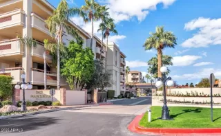 Photo #2: 6883012 Listing 