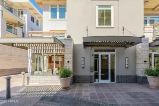 Photo #2: 6883434 Listing 