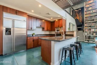 Photo #4: 6883434 Listing 