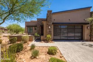 Photo #2: 6883560 Listing