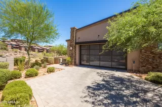 Photo #3: 6883560 Listing