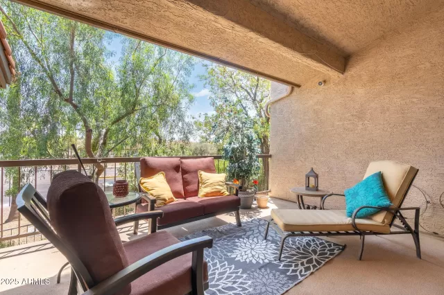 MLS: 6883956 Condo For Sale