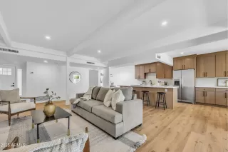 More Details about MLS # 6884071 : 6233 E PINCHOT AVENUE