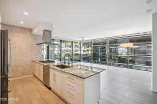 Photo #1: 6884332 Listing