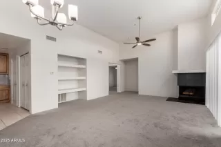 Photo #5: 6884609 Listing 