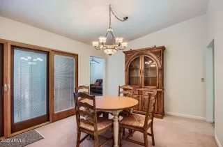 Photo #6: 6884648 Listing