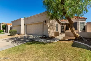 Photo #4: 6885737 Listing