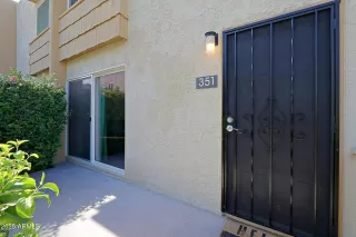 Photo #1: 6885836 Listing 