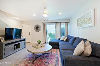 Photo #2: 6885836 Listing 