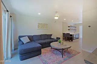 Photo #4: 6885836 Listing 