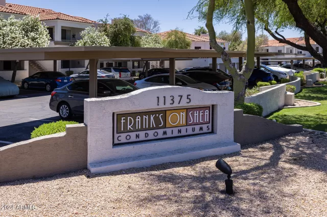 MLS: 6885842 Condo For Sale