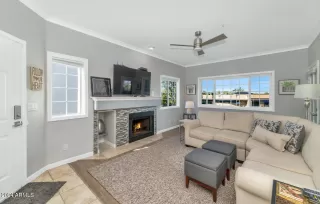 Photo #1: 6885882 Listing 