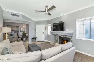 Photo #6: 6885882 Listing 