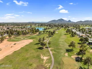 Photo #5: 6886028 Listing 