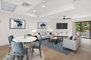 Photo #3: 6886394 Listing