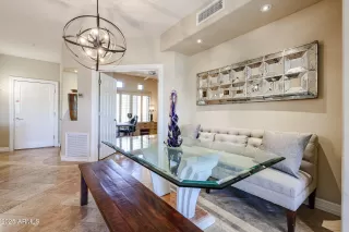 Photo #4: 6886499 Listing 