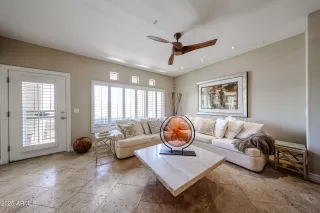 Photo #6: 6886499 Listing 