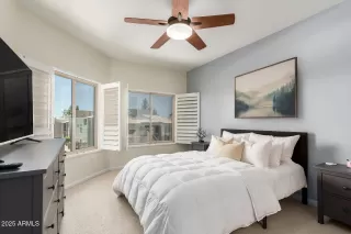 Photo #4: 6886644 Listing