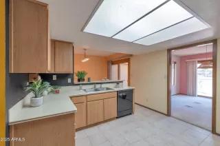 Photo #1: 6887067 Listing 