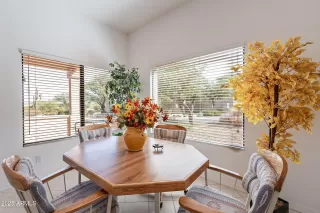 Photo #6: 6887323 Listing