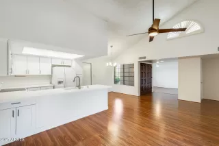 Photo #1: 6887499 Listing 