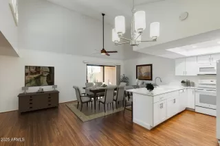 Photo #5: 6887499 Listing 