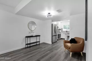 Photo #6: 6887539 Listing