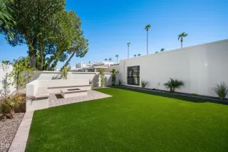 Photo #4: 6887585 Listing 