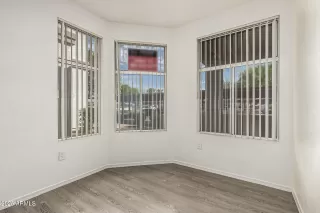 Photo #4: 6887613 Listing