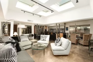 Photo #4: 6887669 Listing 