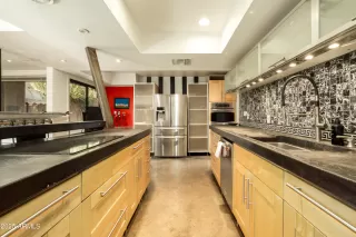 Photo #5: 6887669 Listing 